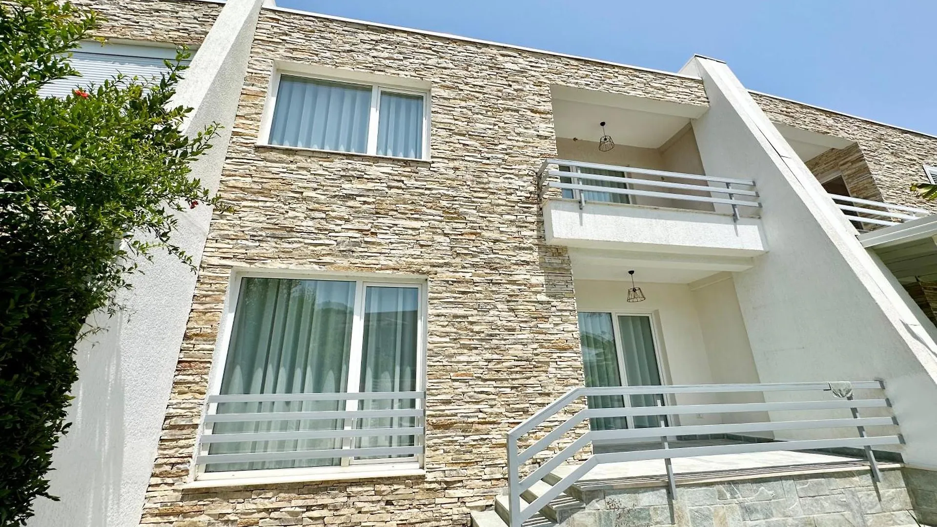 Holiday home 07 Duplex Villa, Gjiri I Lalzit, Lura 2 4 Sunbeds Included Durres